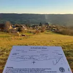 Vakantiehuis Grange Renovee Avec Vue Dans Village Paisible *