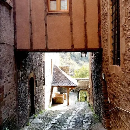 Vakantiehuis Grange Renovee Avec Vue Dans Village Paisible