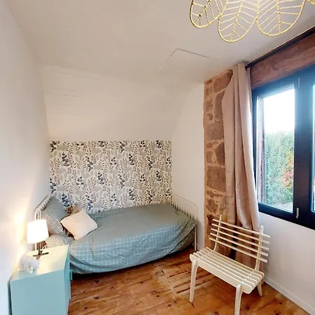 Grange Renovee Avec Vue Dans Village Paisible