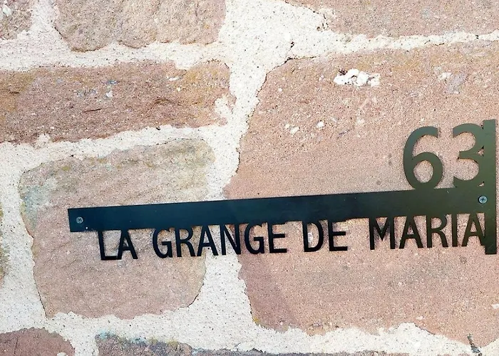 Grange Renovee Avec Vue Dans Village Paisible Pruines